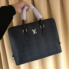 Picture of LV Mens Bags _SKUfw122508389fw
